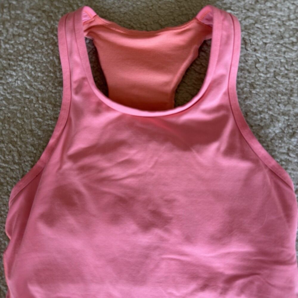 Lululemon Halter Tank Scoop Neck Workout Yoga Built in Bra Top Peach Coral Sz 4 - Picture 2 of 8